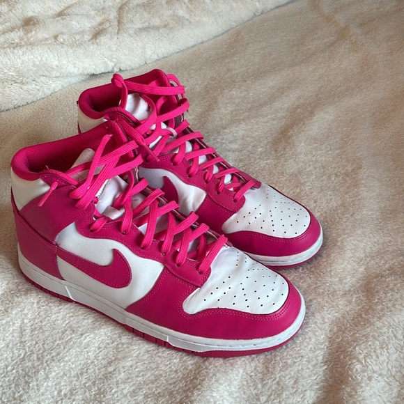 Women’s Nike Jordan pink dunk high. Womens 11.5 - Picture 2 of 5